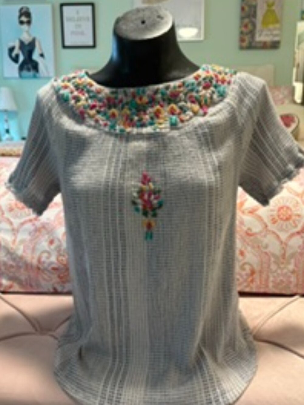 Super sweet Boho THML shirt size L